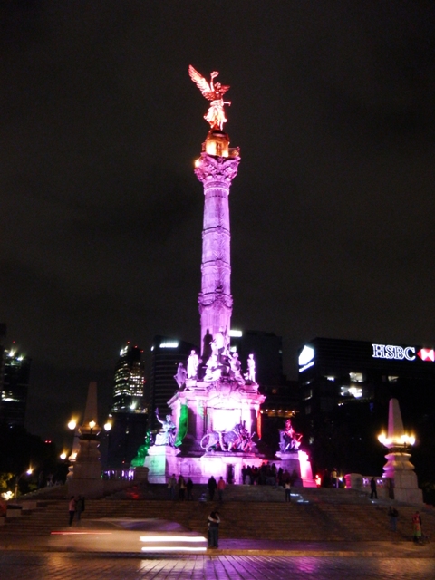 Angel Reforma Night.jpg